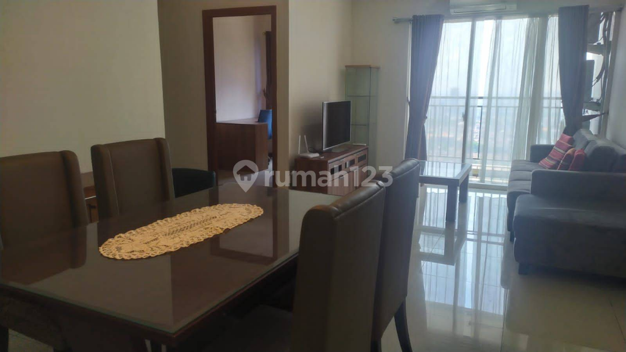 Furnished 3-Bed Apartment in Thamrin CBD Location