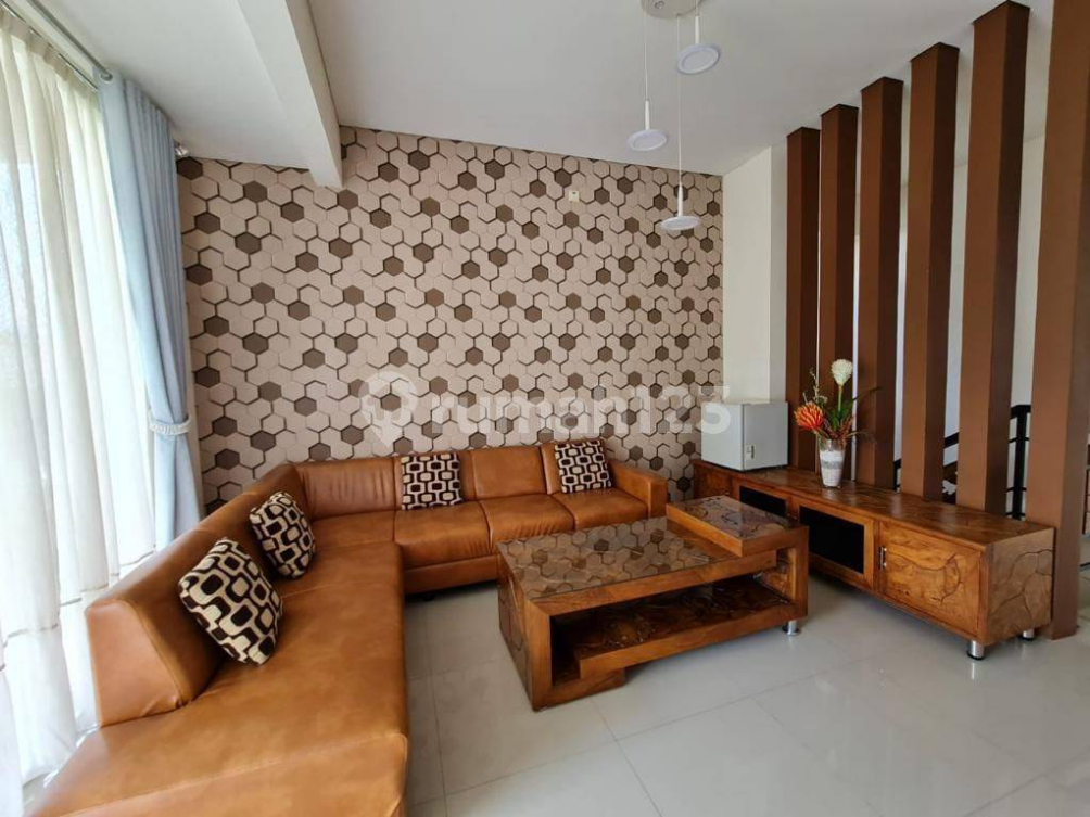 Modern Furnished Townhouse Near BSB Mall