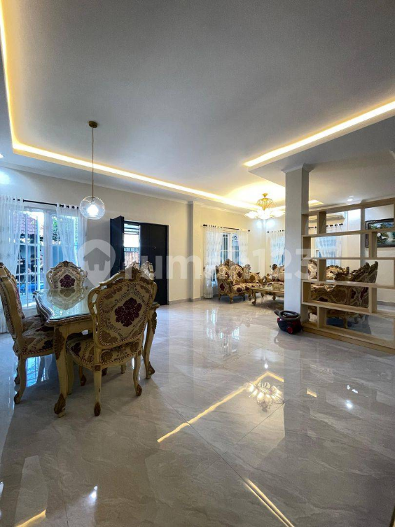 Spacious Semi Villa with Pool in Kerobokan