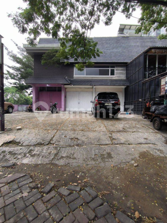 Strategic 3-Floor Commercial Building with Basement in Gandaria