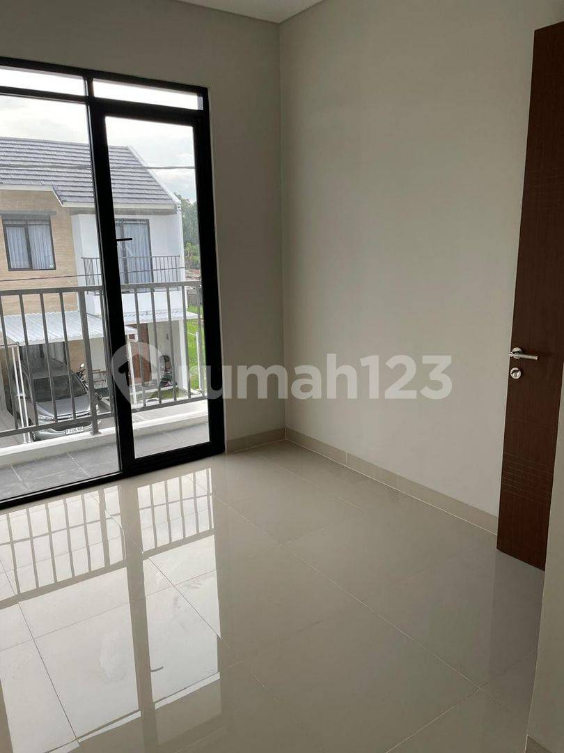 New Minimalist Modern House at Grand Sharon Residence, Soekarno Hatta