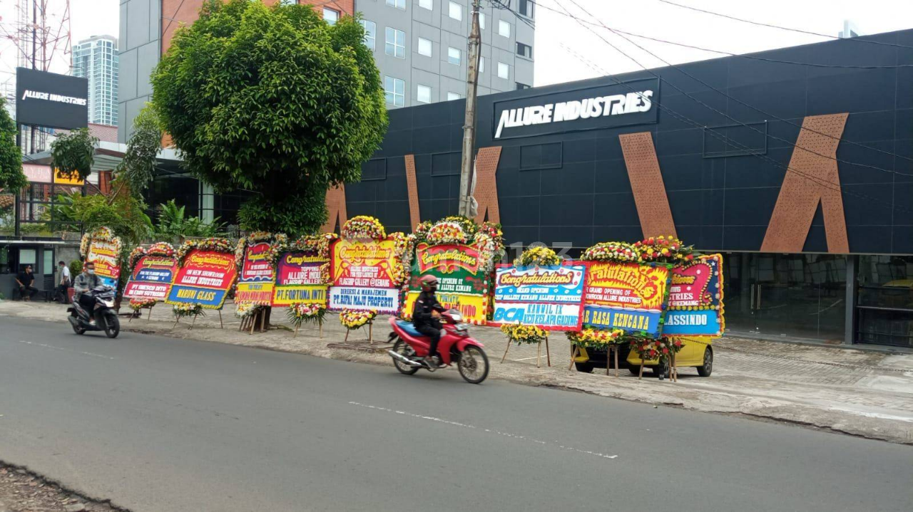 Strategic Commercial Space in Prime Location