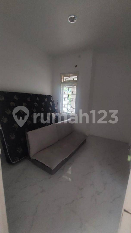 Modern House Near Undip with Premium Amenities
