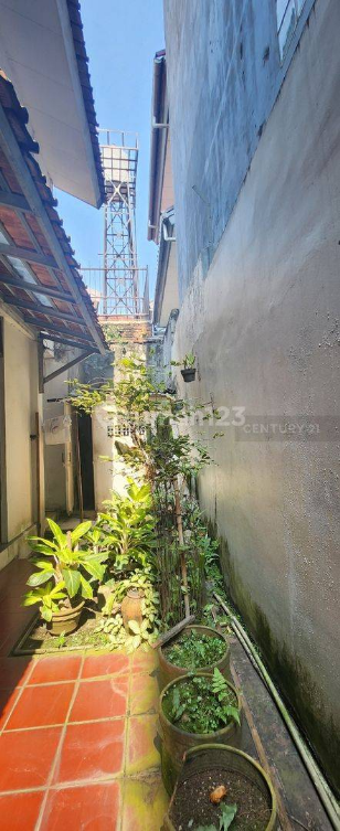 Modern Apartment Near Senayan with Garden Access