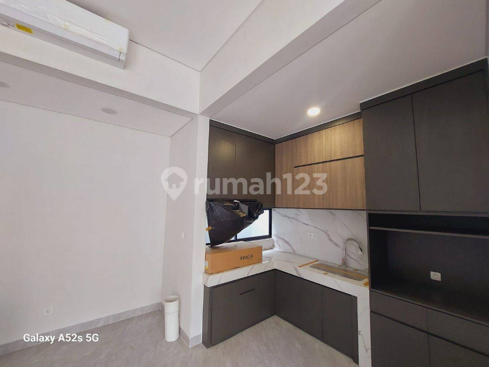 Spacious 3-Story House in BSD City Aether