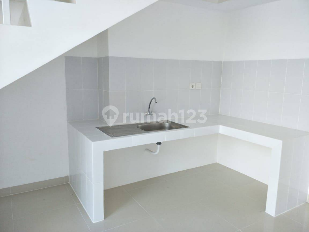 Spacious Neo Soho Apartment with City Views