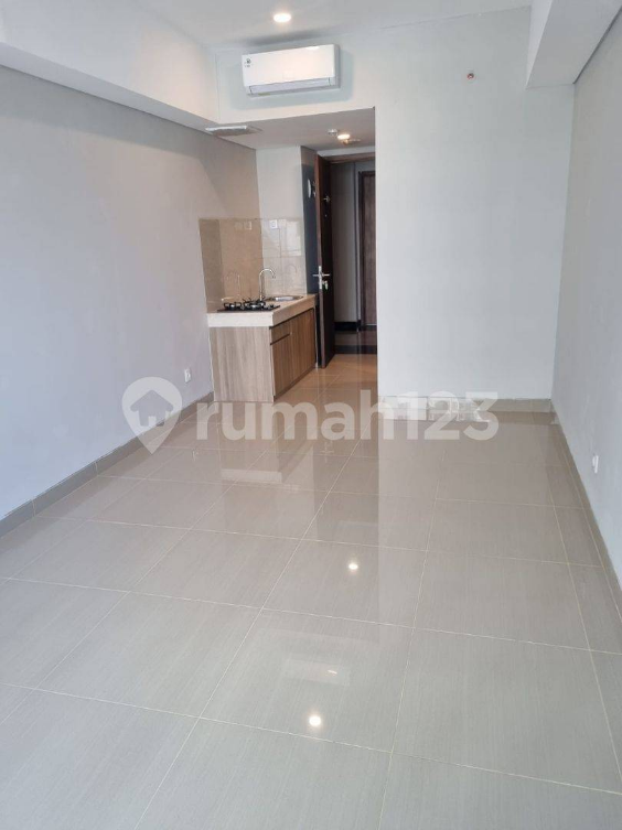 Modern Studio Apartment with City View