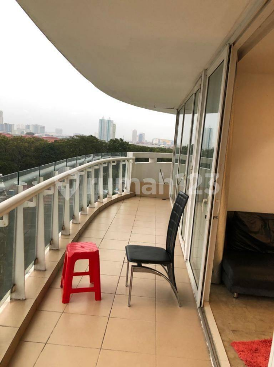 Spacious 2BR Springhill Apartment with Golf View