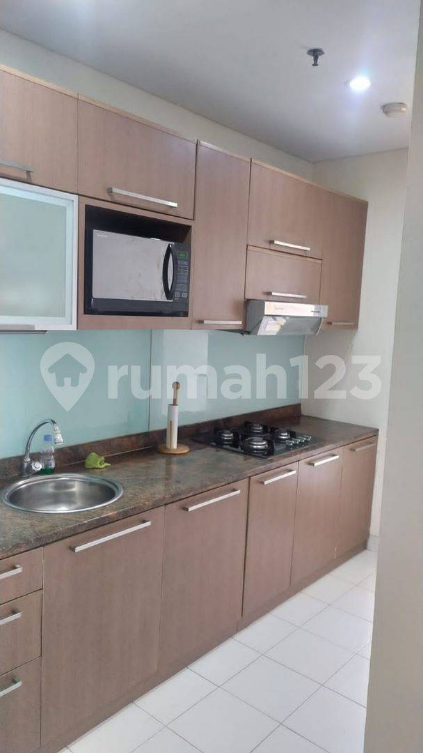 Furnished 3-Bed Apartment in Thamrin CBD Location
