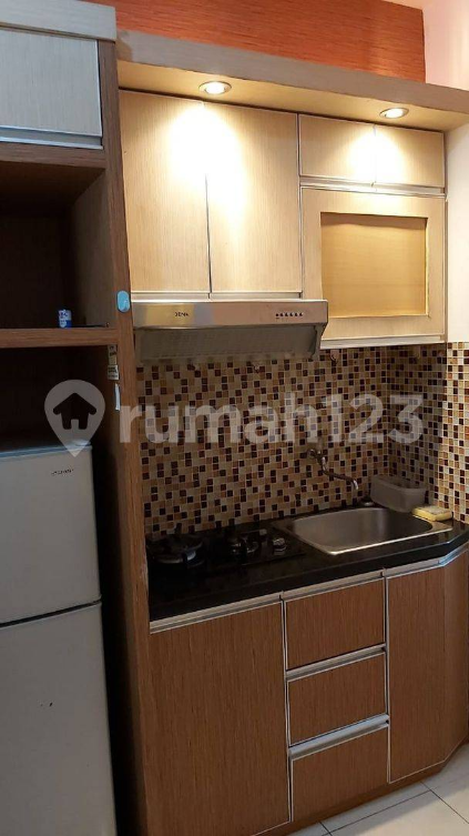 Furnished 2-Bedroom Apartment with Modern Interior