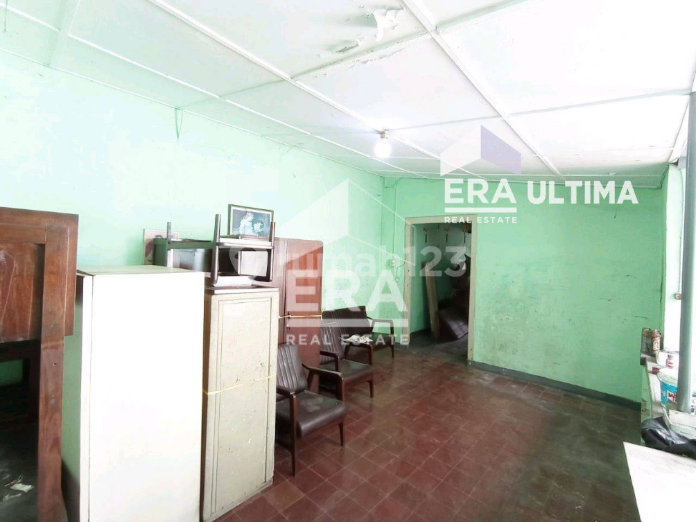 Strategic Shop House for Business in Cibadak