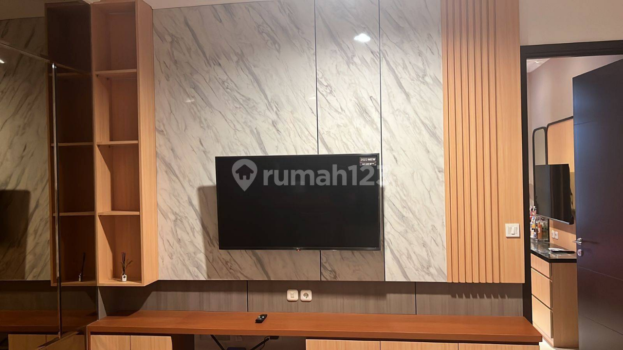 Fully Furnished Condo in Green Royal