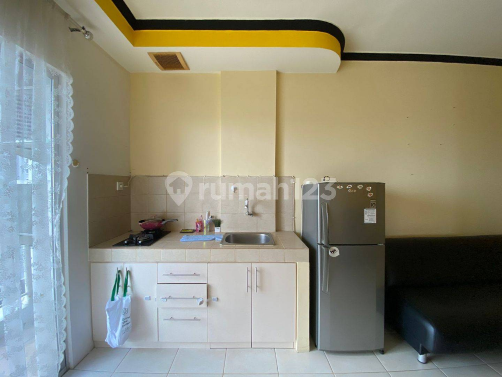 Furnished 2-Bedroom Apartment with City View