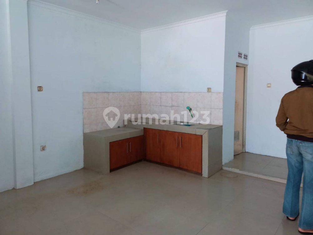 Strategic Location Near Pondok Indah Mall
