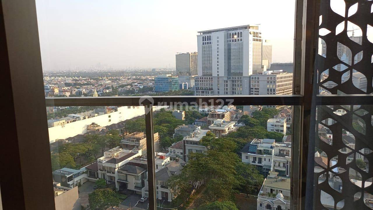 Furnished Gold Coast Apartment with City View
