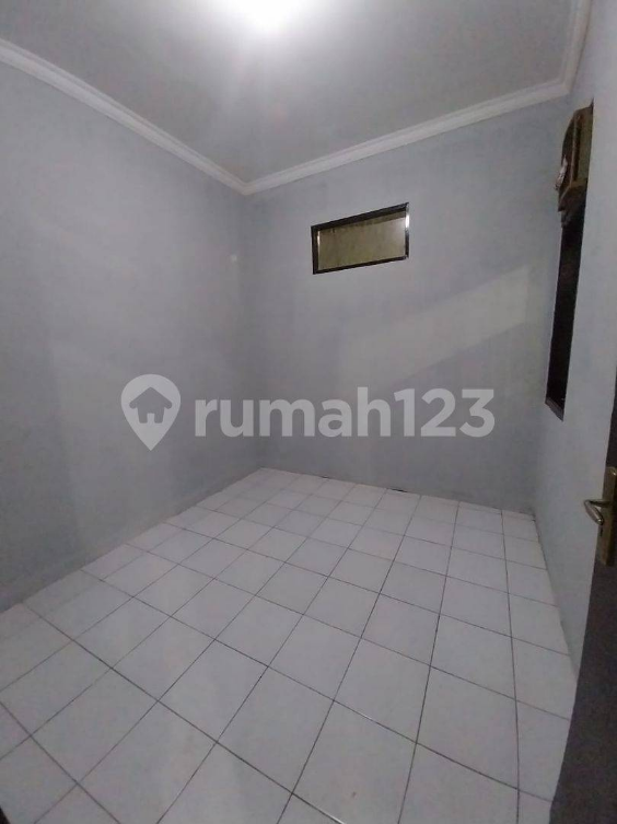 Spacious House near Cibaduyut with 3 Bedrooms