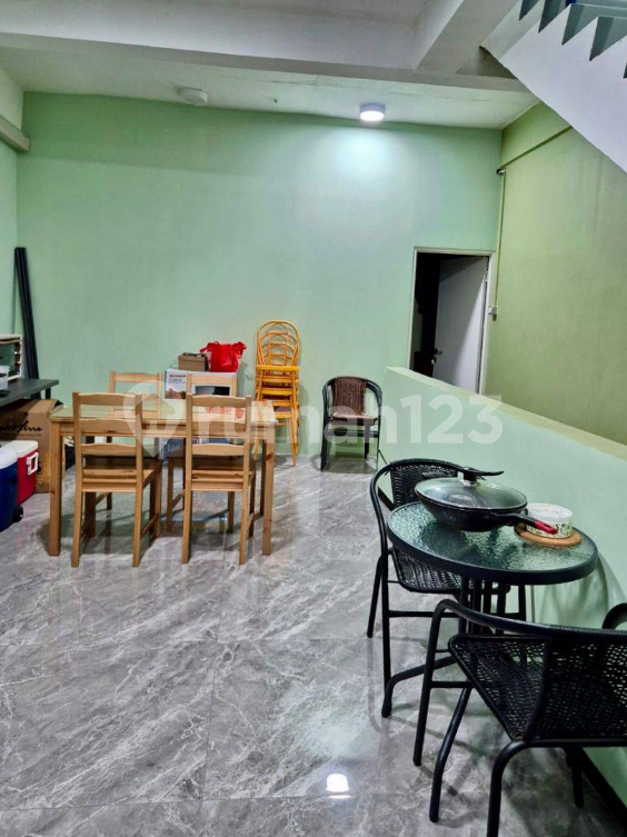 Furnished 3.5-Floor Commercial Building with Offices