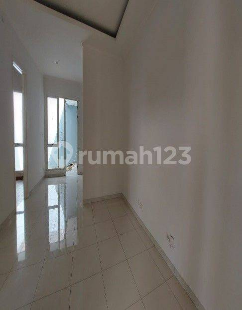 Modern 2-Story House with 4 Bedrooms in Alam Sutera