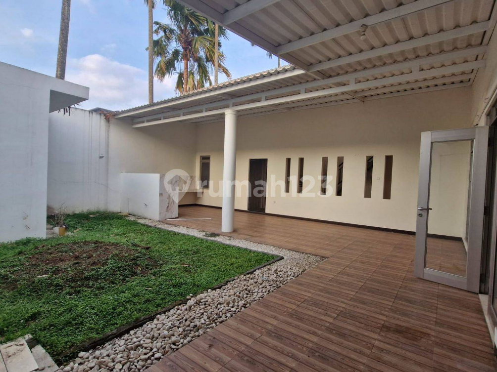 Spacious 4-Bedroom House in Kota Baru Parahyangan