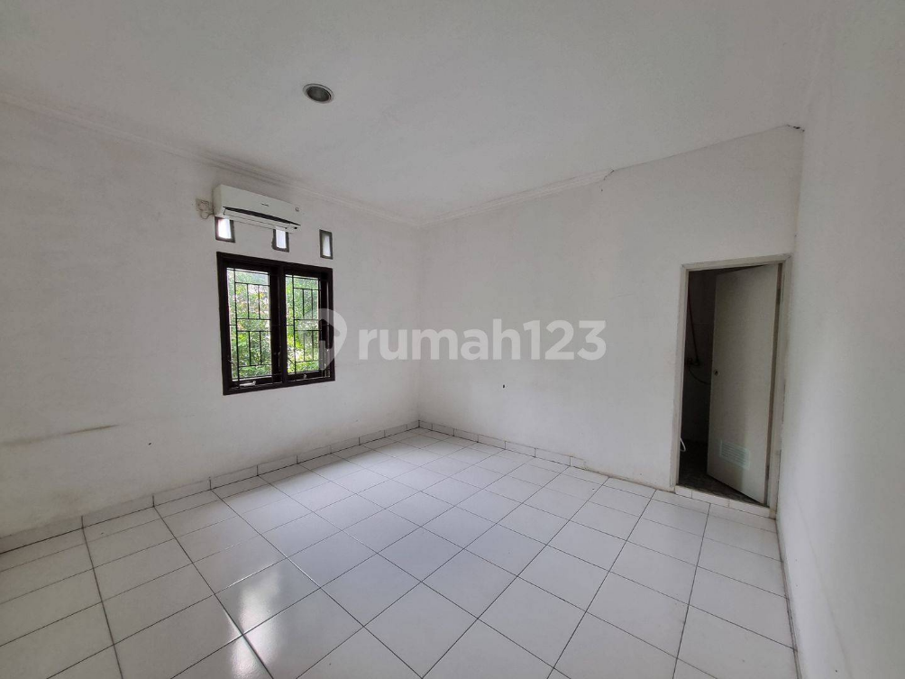 Two-Story House in Antasari Cipete Cluster