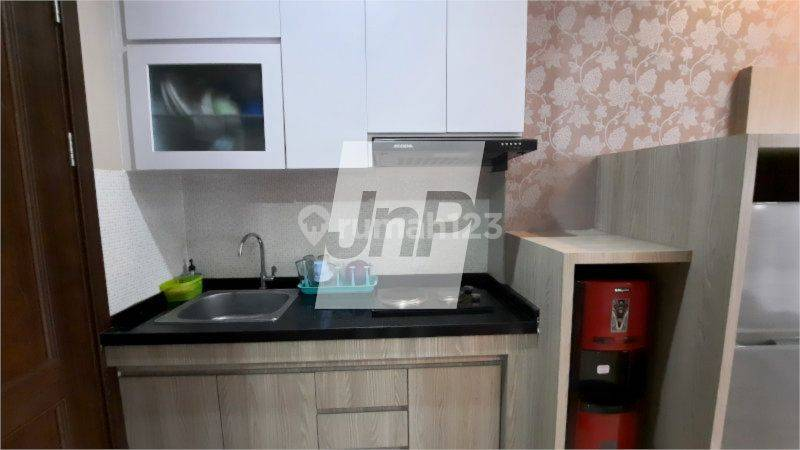 Furnished Studio Apartment with Pool View