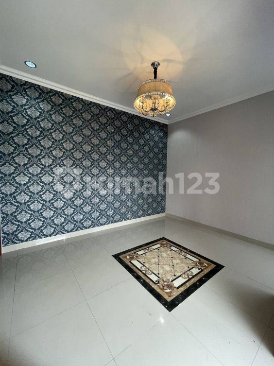 Modern 2-Bedroom House Near Telkom University