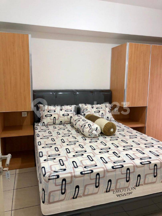 Furnished MTown Apartments with Pool View