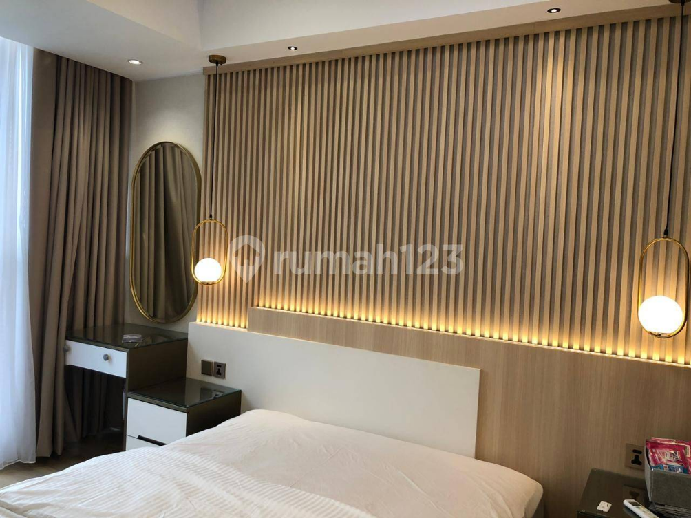 Luxurious 3-Bedroom Seafront Apartment in Gold Coast