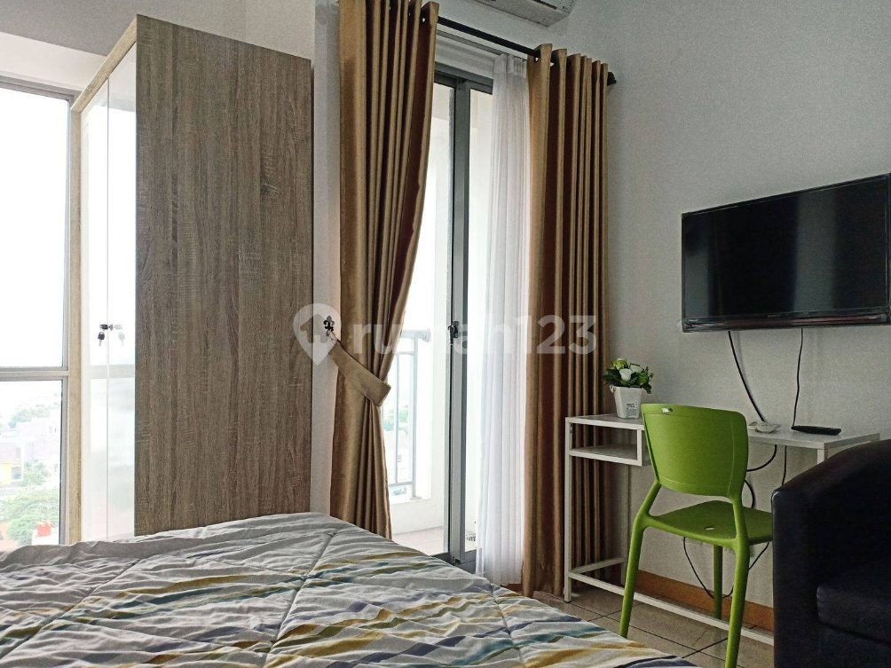 Furnished Studio Apartment in M-Town Residence