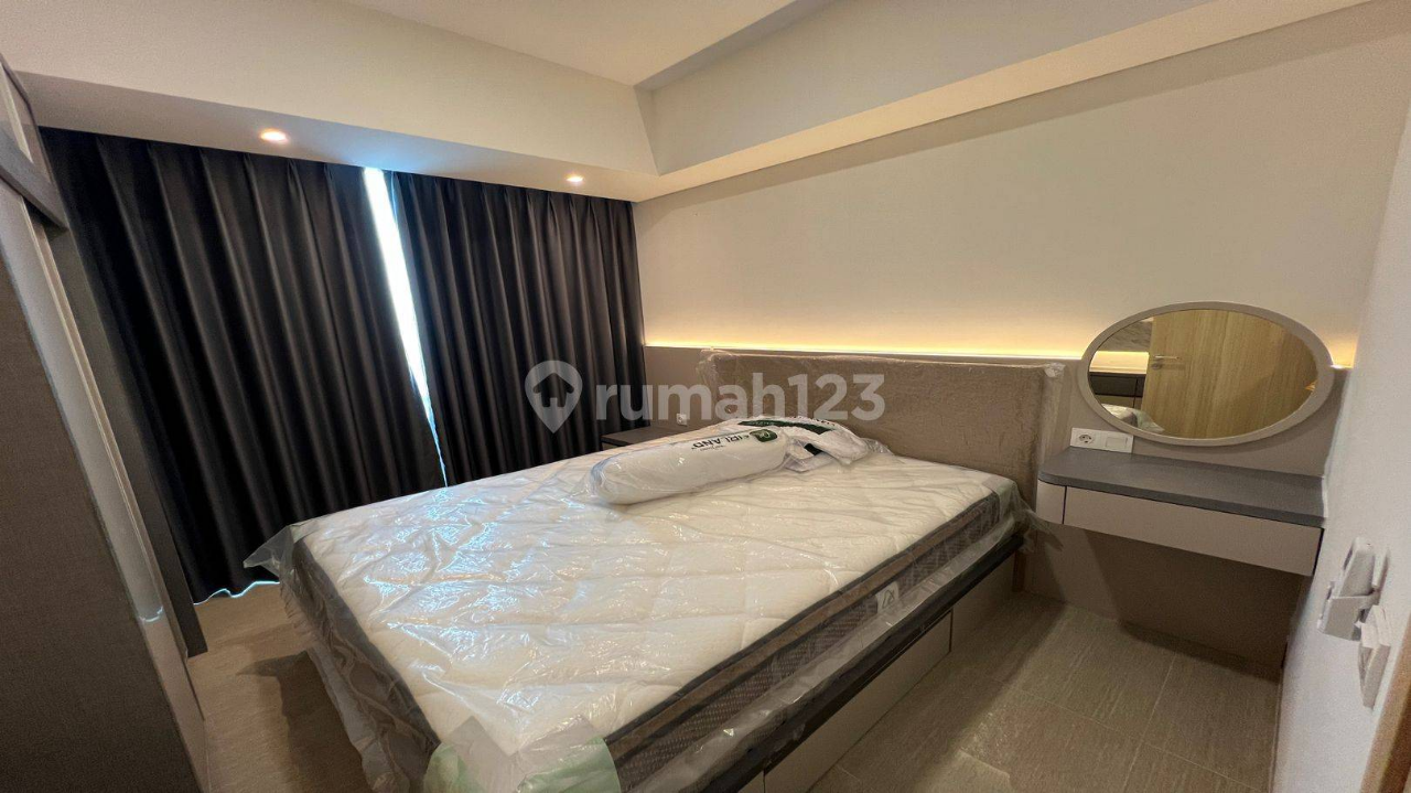 Modern Furnished Studio Apartment with Designer Interior