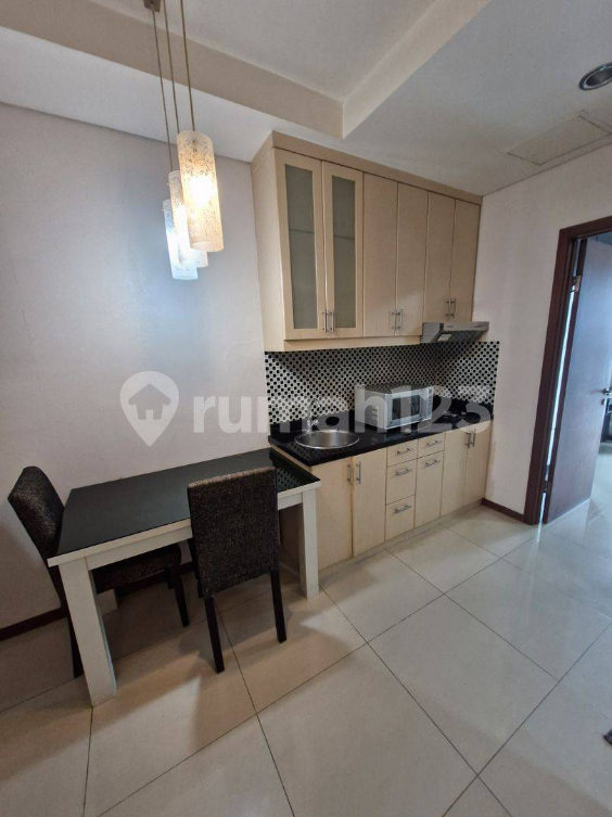 Furnished 1BR Apartment in Thamrin CBD Area