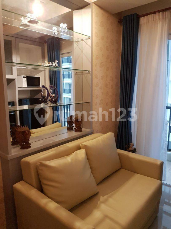Modern Studio Apartment with Pool and Gym