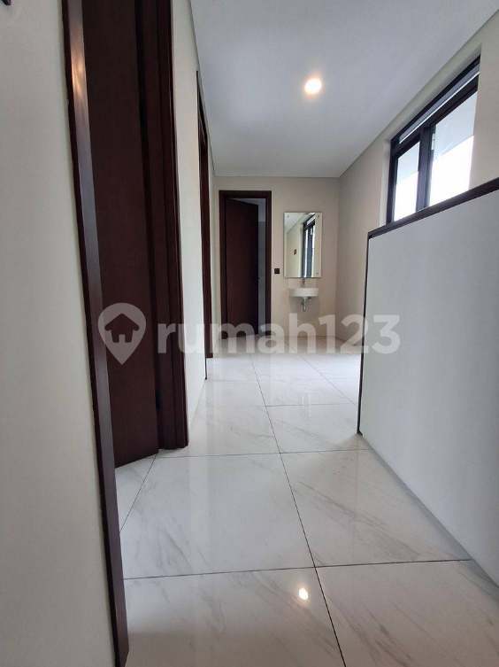 Modern Townhouse in Kota Baru Parahyangan