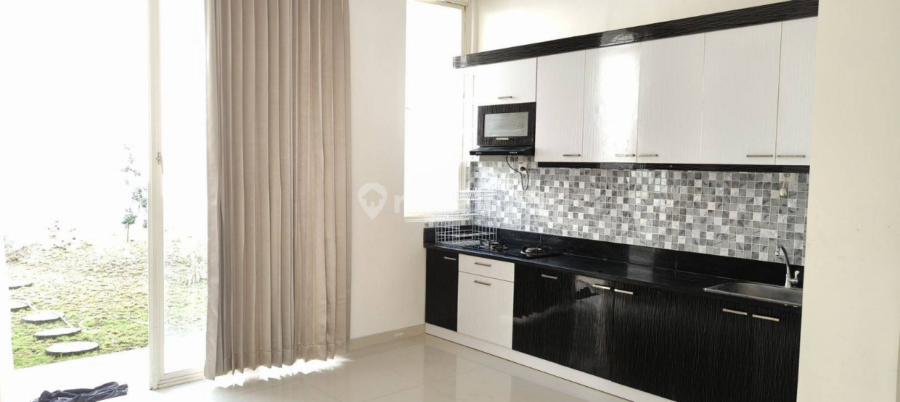 Modern 3-Bedroom House in Pakuwon Indah Complex