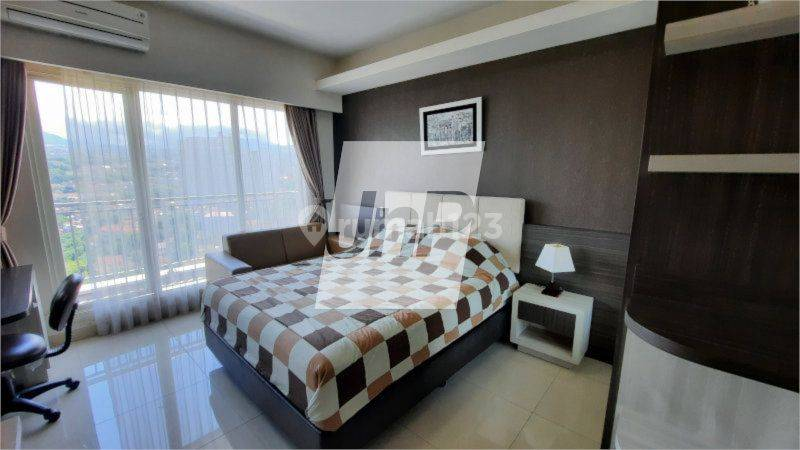 Furnished Studio Apartment with City View