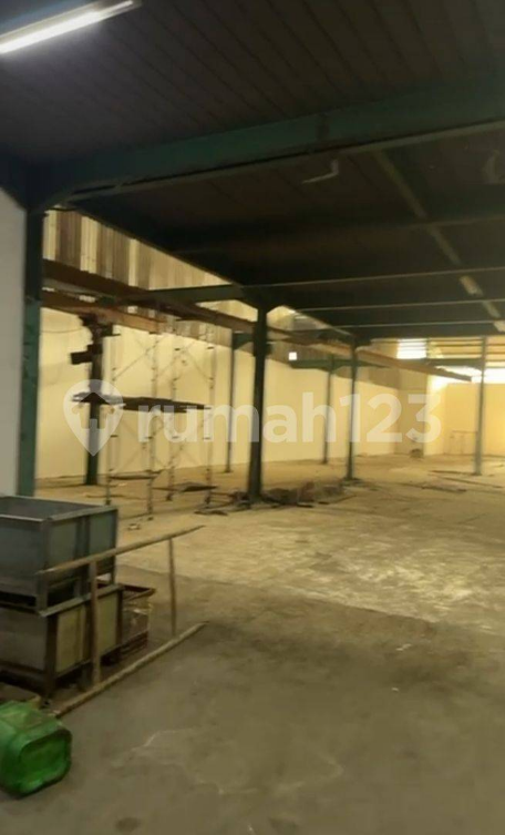 Large Industrial Warehouse with Mezzanine in Jakarta