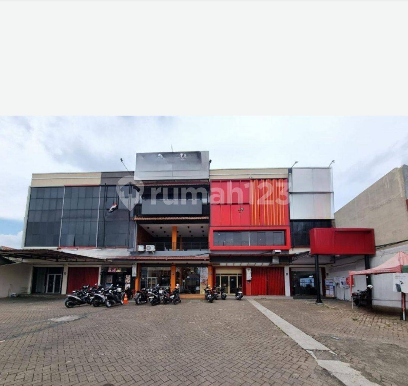 Strategic Commercial Space Near Karang Tengah Toll