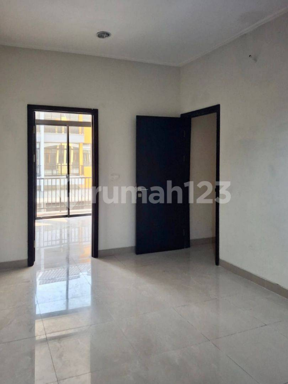 Modern Rukan Gading Soho Sedayu City