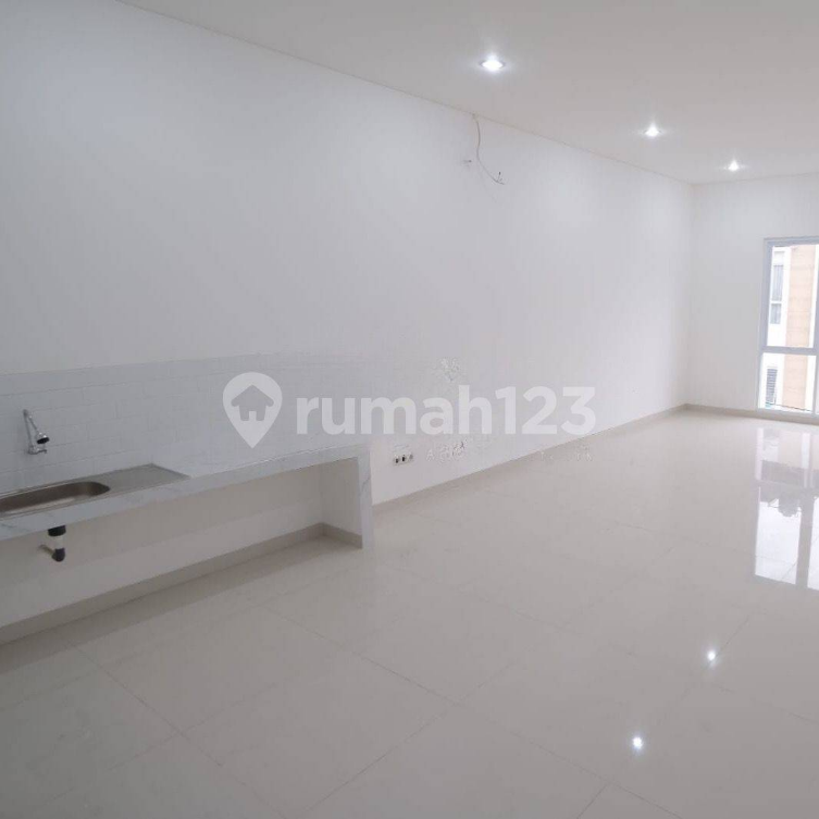 Modern 4-Floor Commercial Building in Taman Kopo