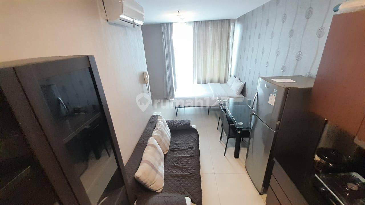 Furnished 1-Bedroom Apartment with Modern Amenities