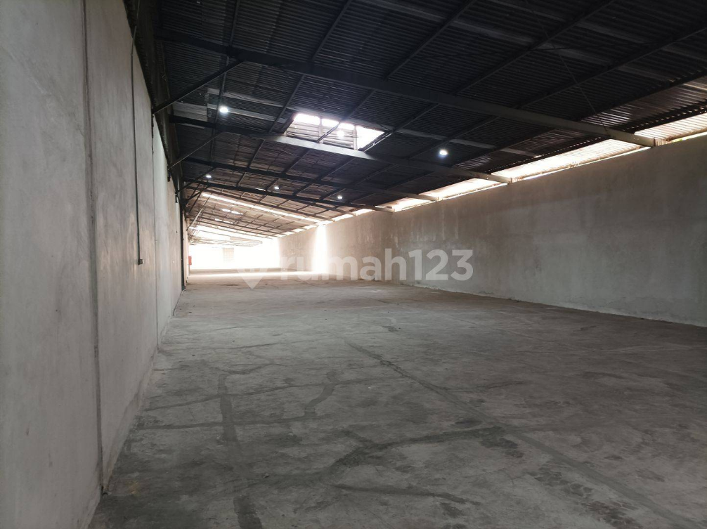 Strategic Warehouse for Rent in Pulo Gadung