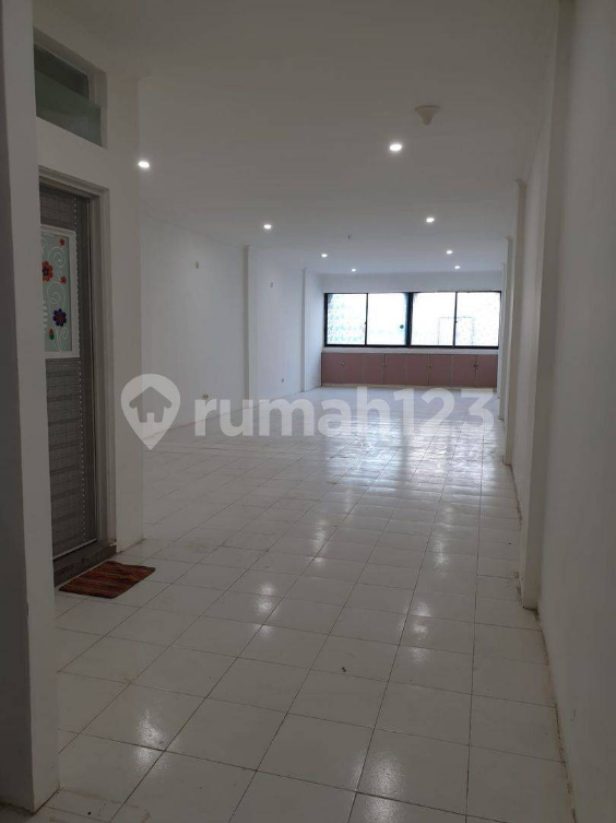 Spacious 4-Floor Commercial Building in Strategic Location