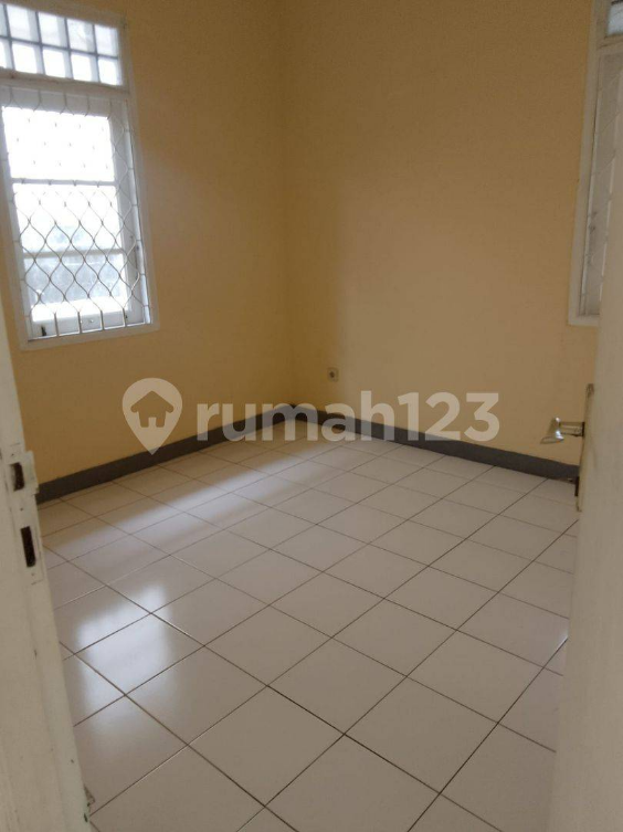 3-Bedroom House in BSD with Parking