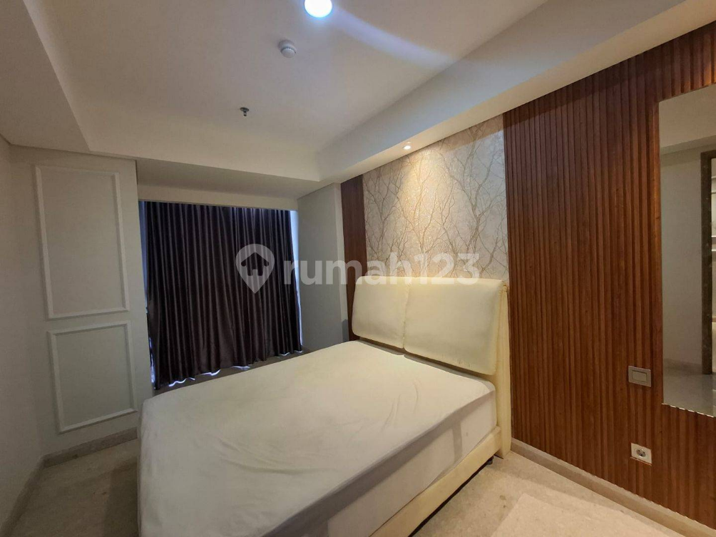 Furnished Sea View Apartment in GoldCoast Complex