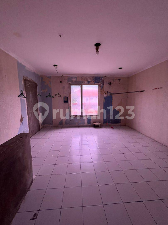 Commercial Space with Strategic Location in Puri Beta