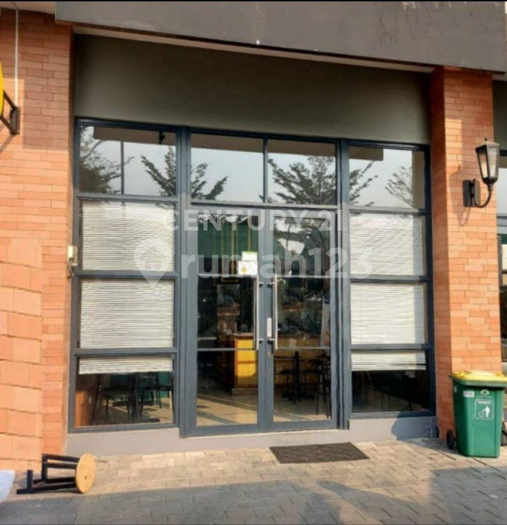 Modern Two-Story Commercial Space with Full Kitchen Setup