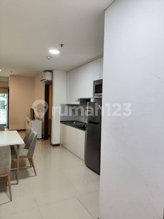 Modern Furnished Apartment Near Baywalk Mall