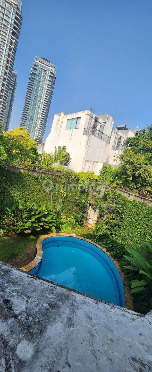 Spacious Villa with Pool in Kemang Area