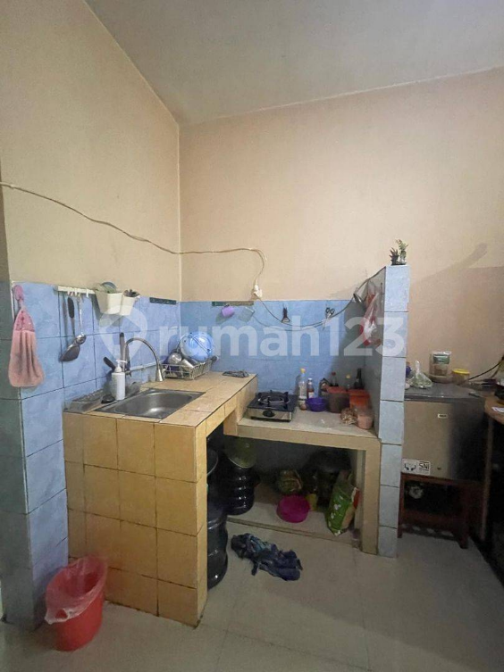 2-Story House in Jelambar with 1 Bedroom