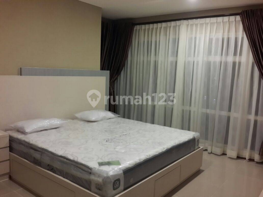 Furnished Apartment in Greenbay Pluit with Pool